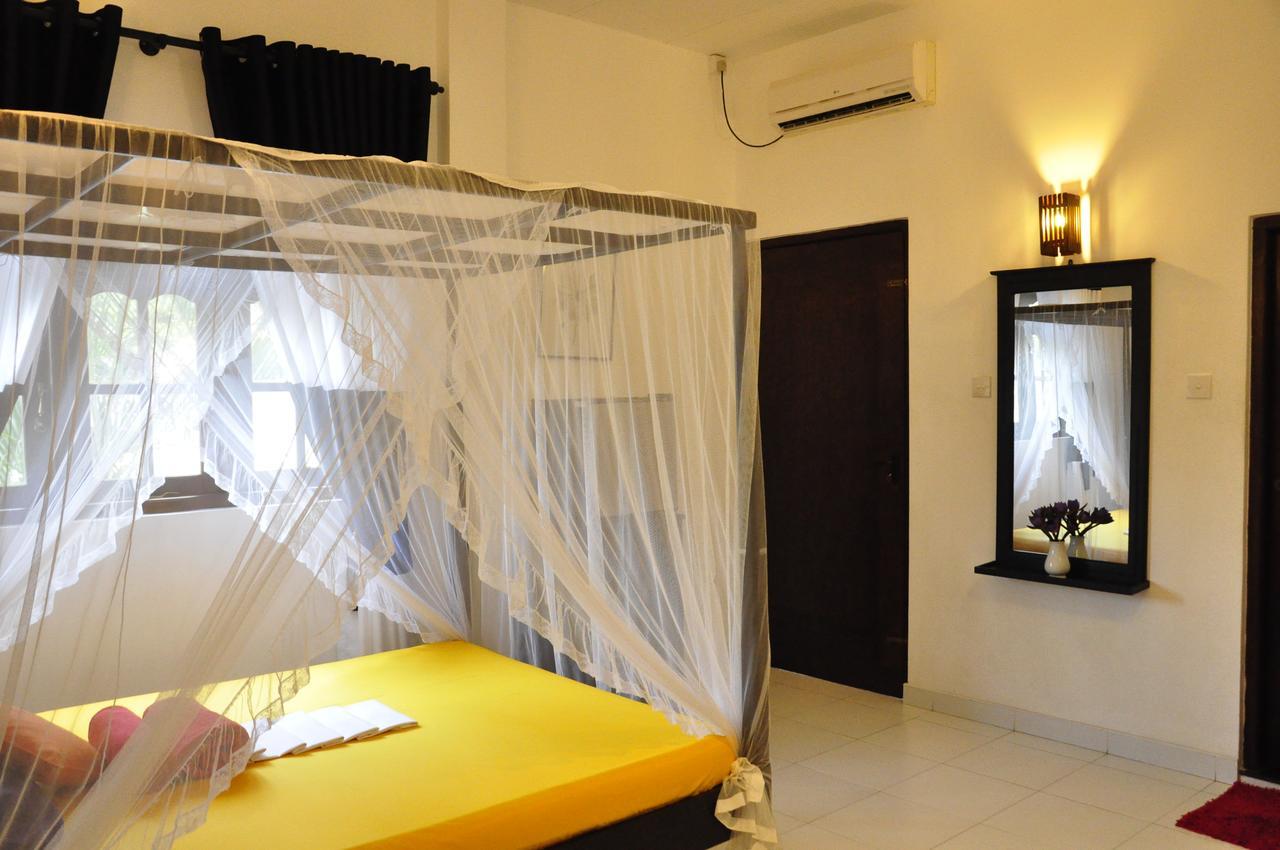 Bed and Breakfast Bon Accord Mirissa Exterior foto